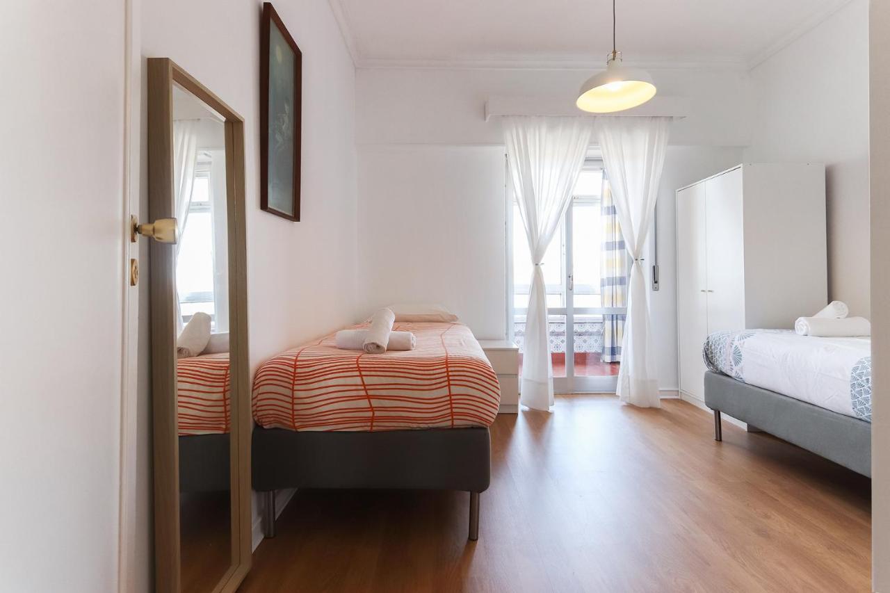 Apartamento Oeiras Balcony By Hosty Exterior foto