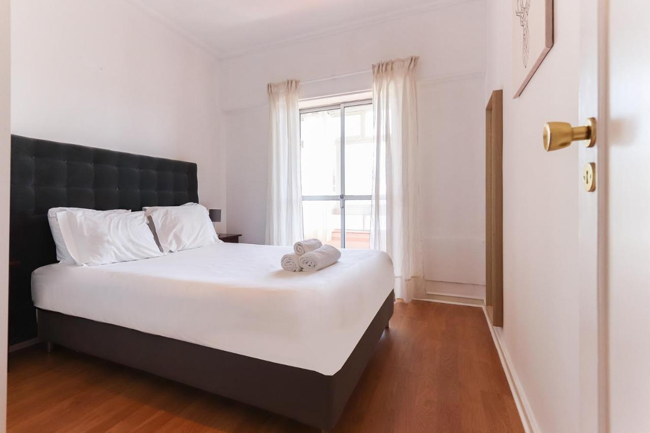 Apartamento Oeiras Balcony By Hosty Exterior foto