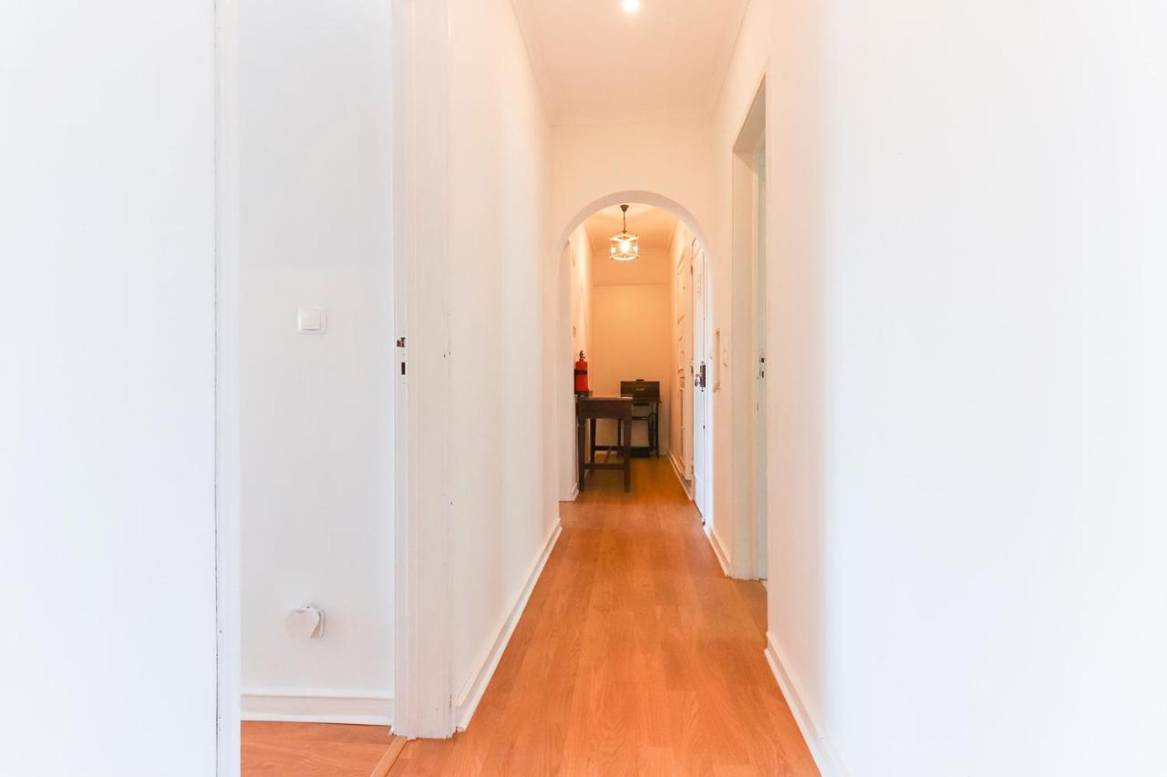 Apartamento Oeiras Balcony By Hosty Exterior foto