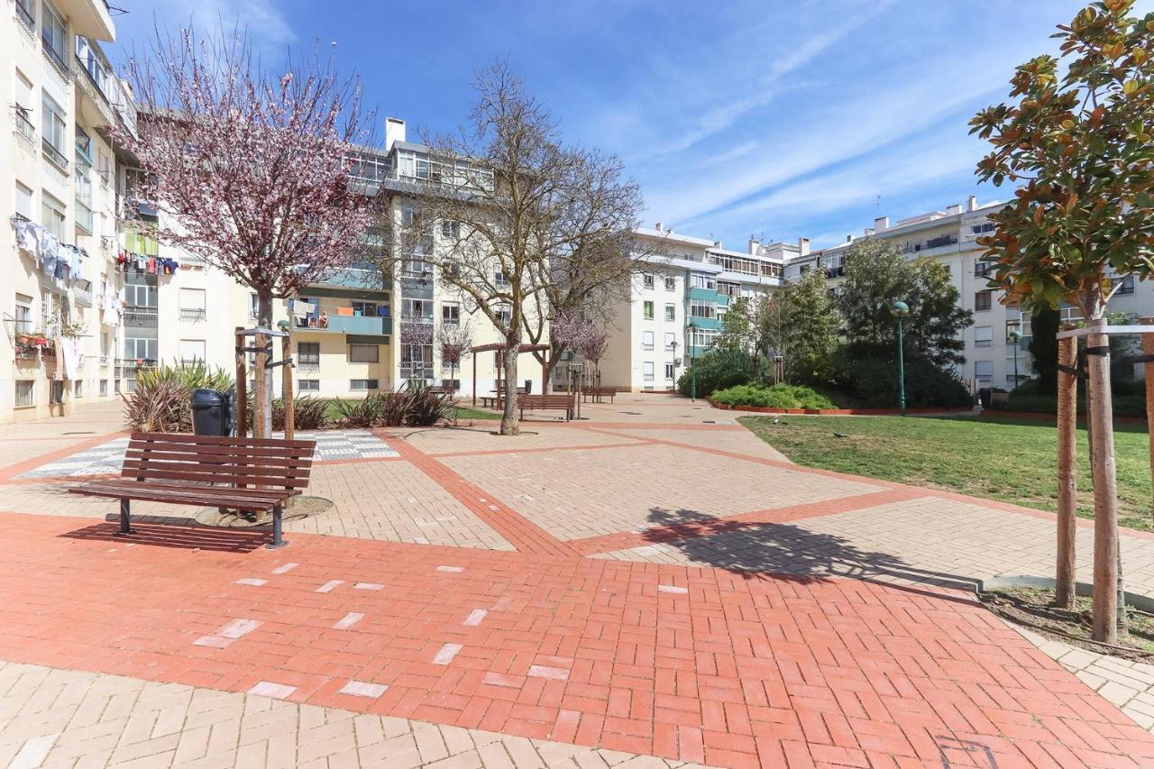 Apartamento Oeiras Balcony By Hosty Exterior foto